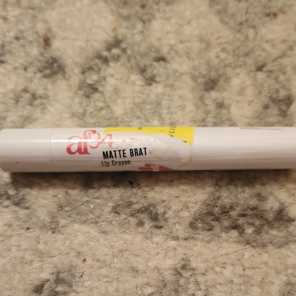 Ulta Beauty Matte Brat Lip Crayon